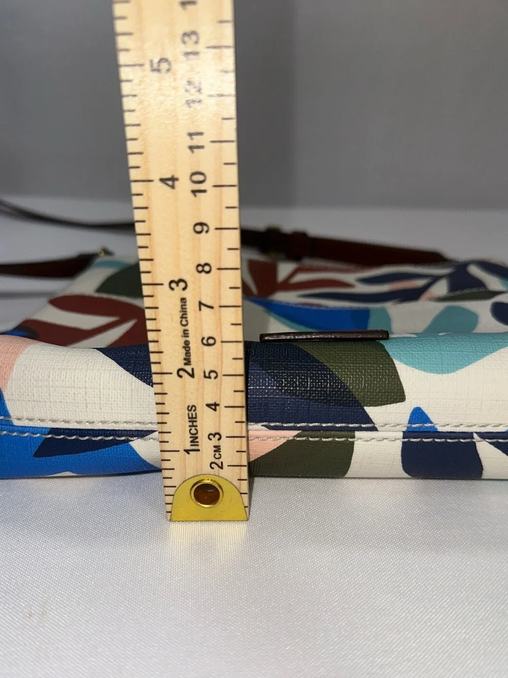 Fossil Fiona Crossbody Bag Abstract Leaf Floral Print Coated Canvas Purse